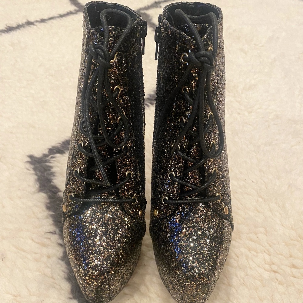 Women's Chunky Glitter Heel - Picture 2 of 8